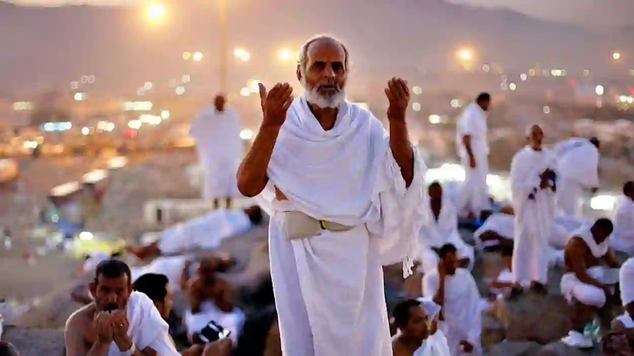 وزارة الحج تنشر الشروط والمتطلبات وتحدد الفئات المسموح لها بالتسجيل للحصول على تصاريح الحج