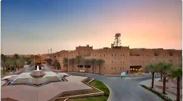 من يقدم على طلب أرض في الرياض بهذه الطريقة الخاطئة سيتحمل كامل المسؤولية 